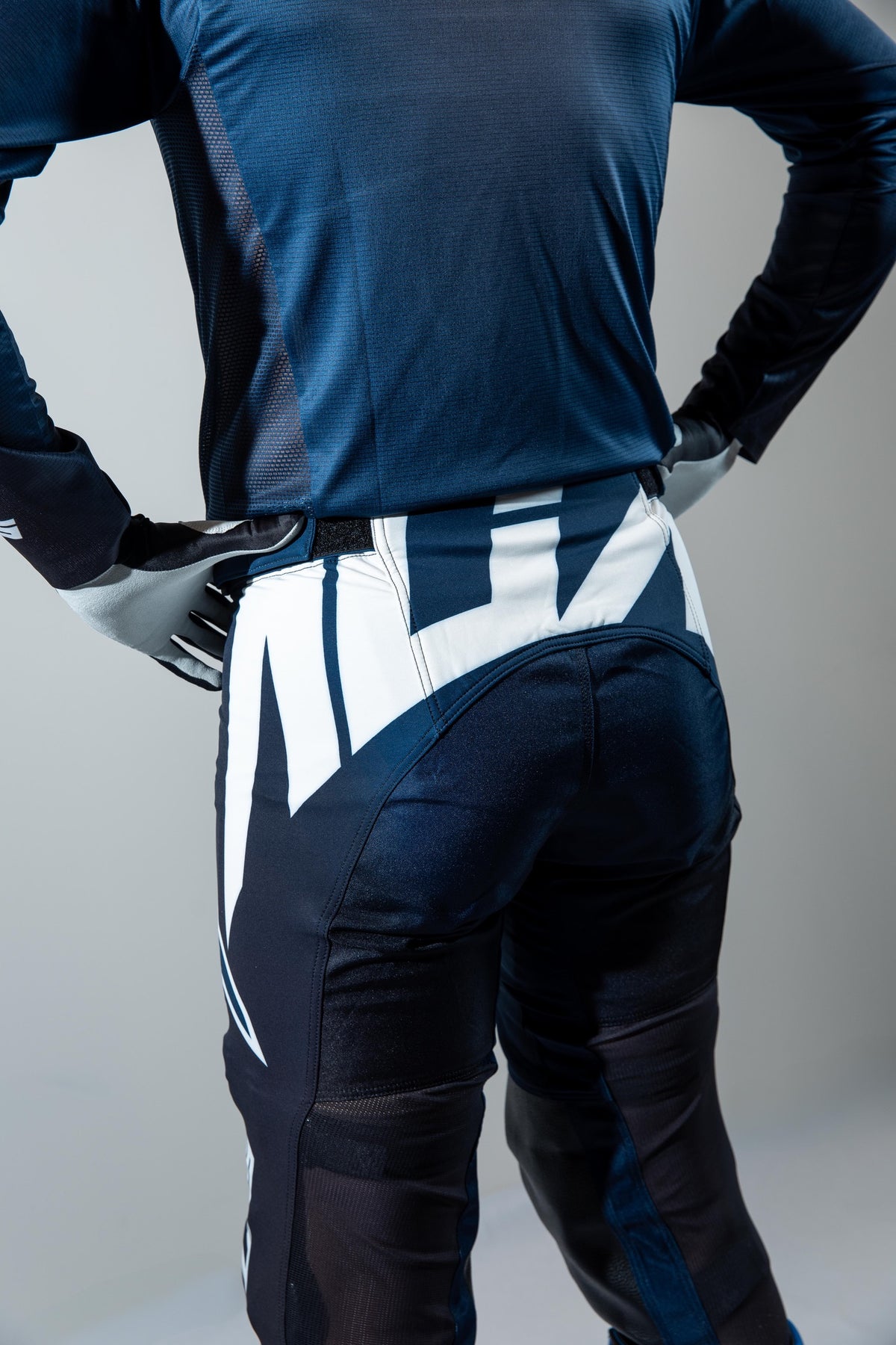 A1 PANT - GRADIENT NAVY