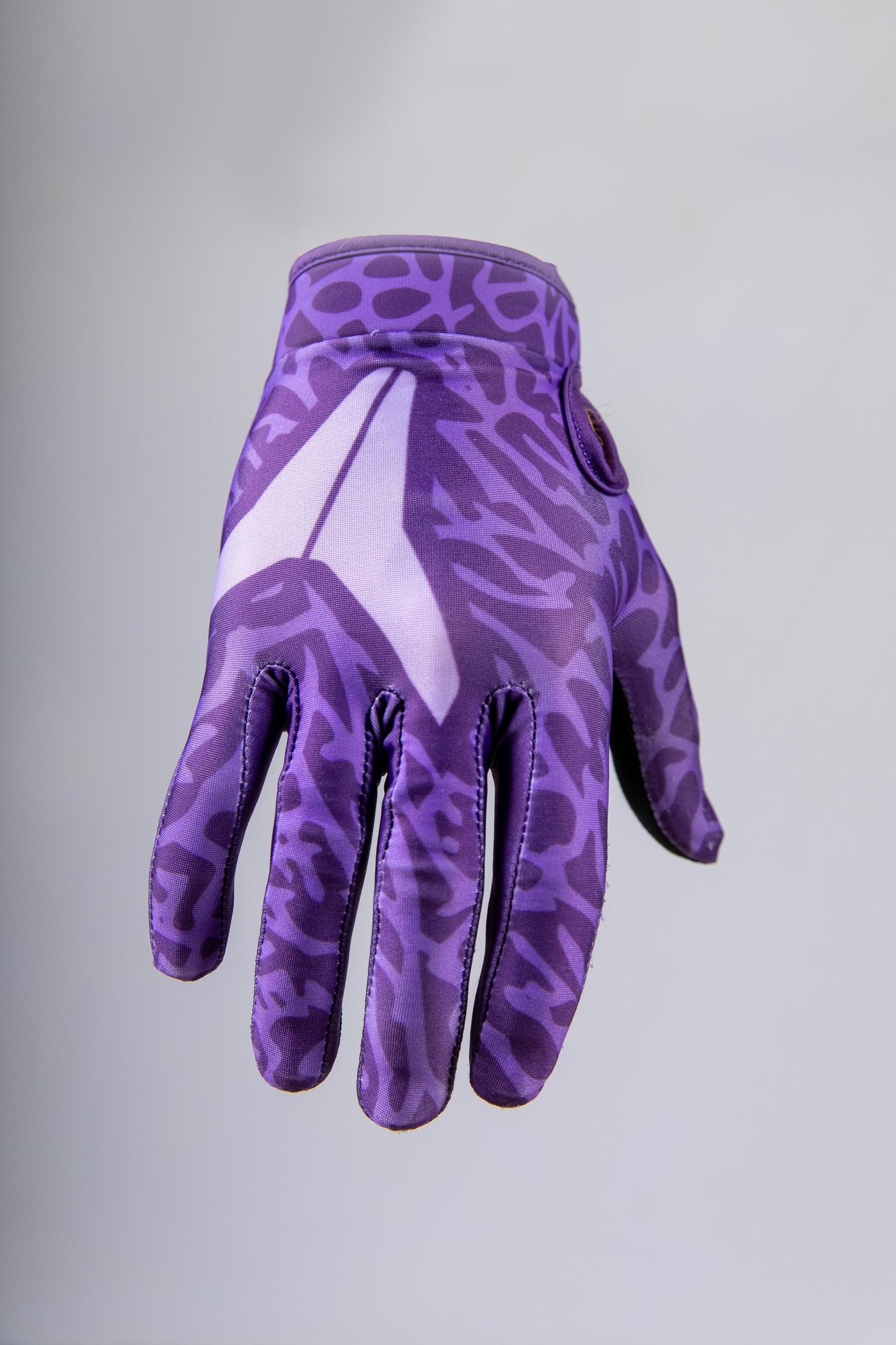AKA Gloves - ELEPHANT PRINT