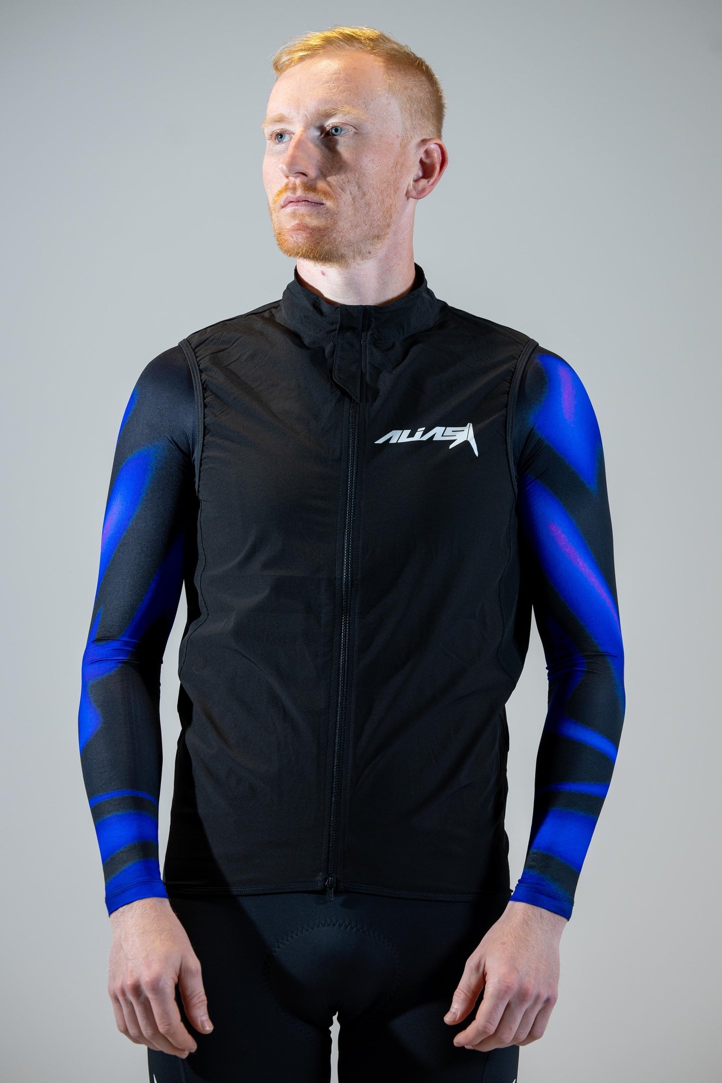 R2 WIND VEST - BLACK