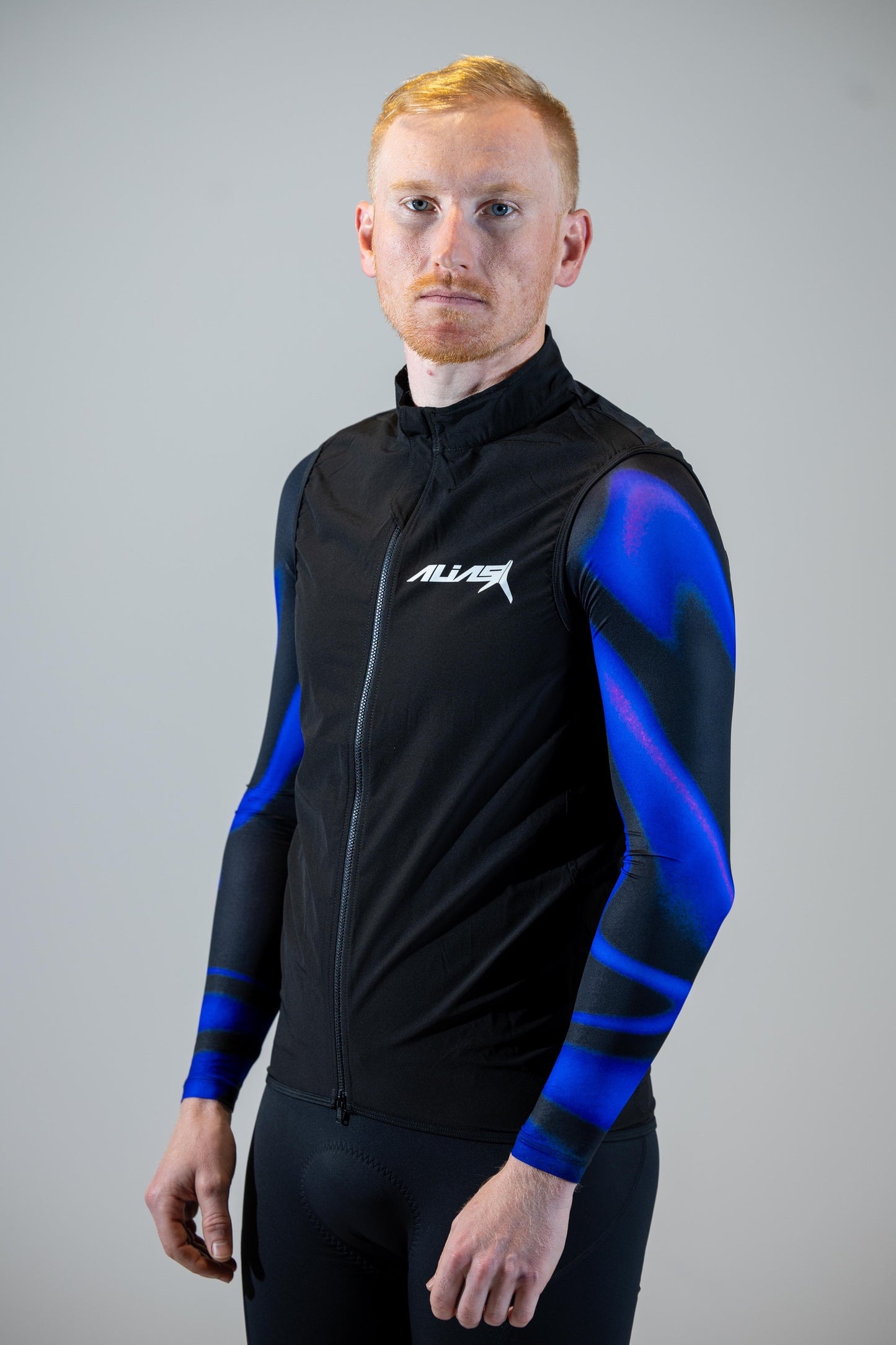 R2 WIND VEST - BLACK