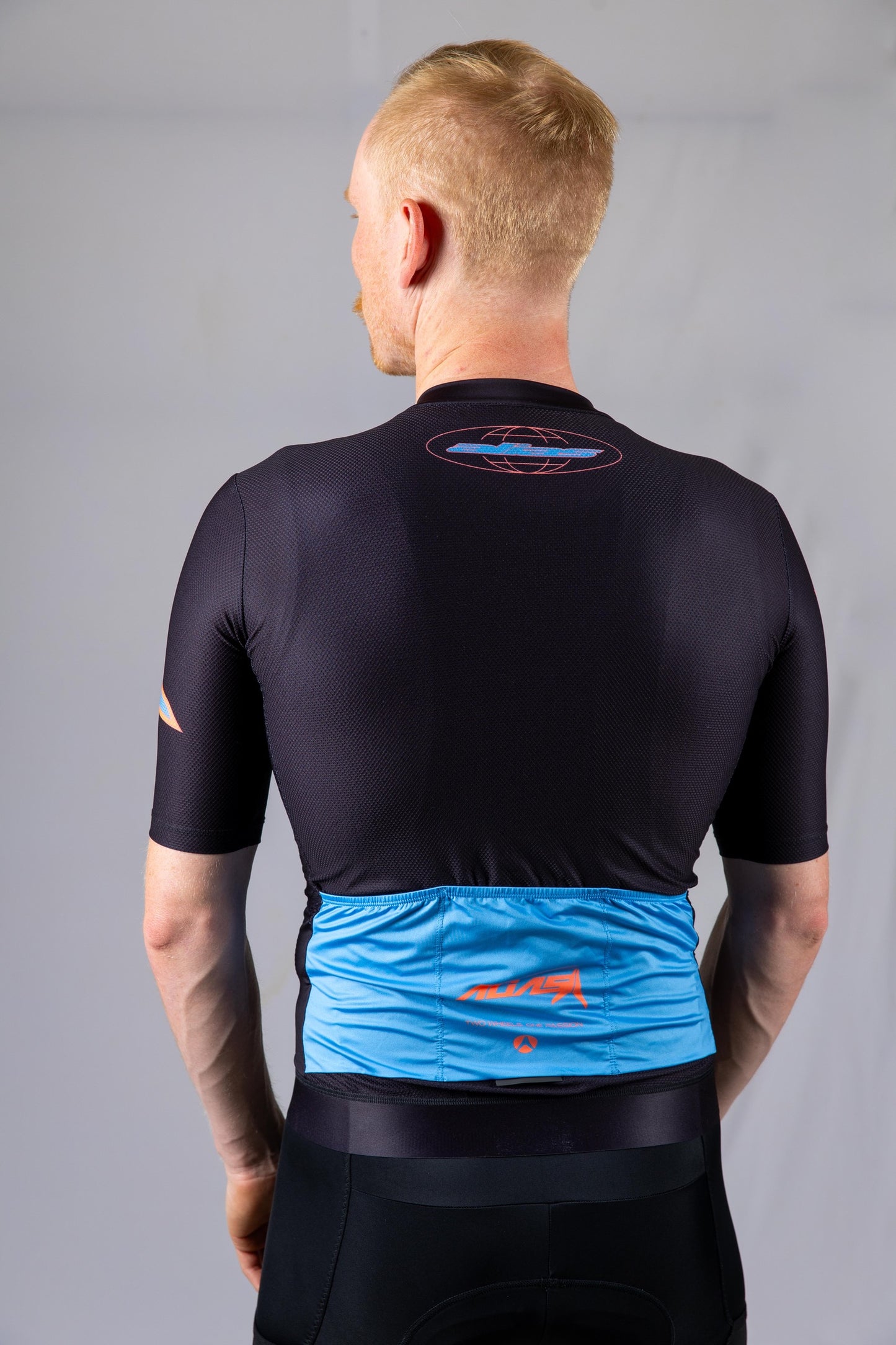 R2 Jersey WRLD - BLACK