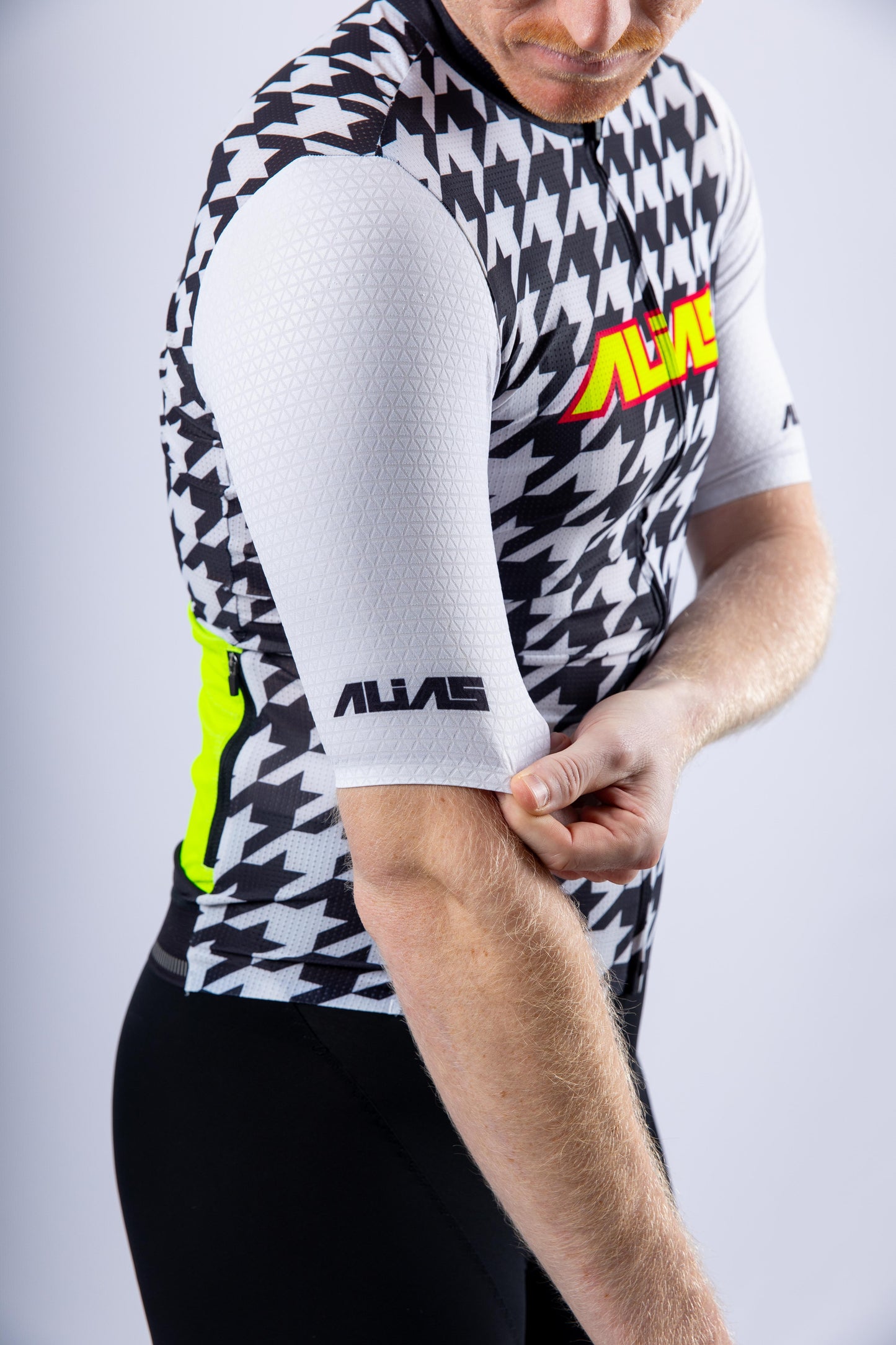 R1 Aero Jersey - Houndstooth