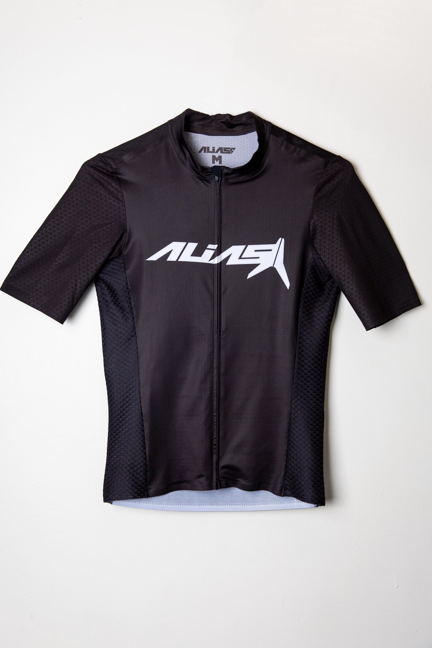 R1 Aero Jersey - BLACK